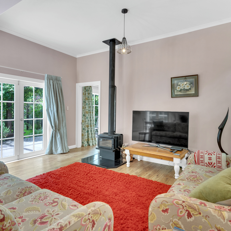 Rose Cottage Living room